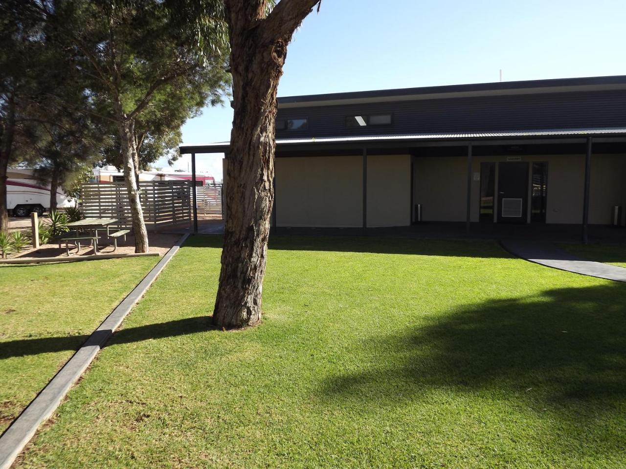 Ceduna Foreshore Caravan Park Zewnętrze zdjęcie